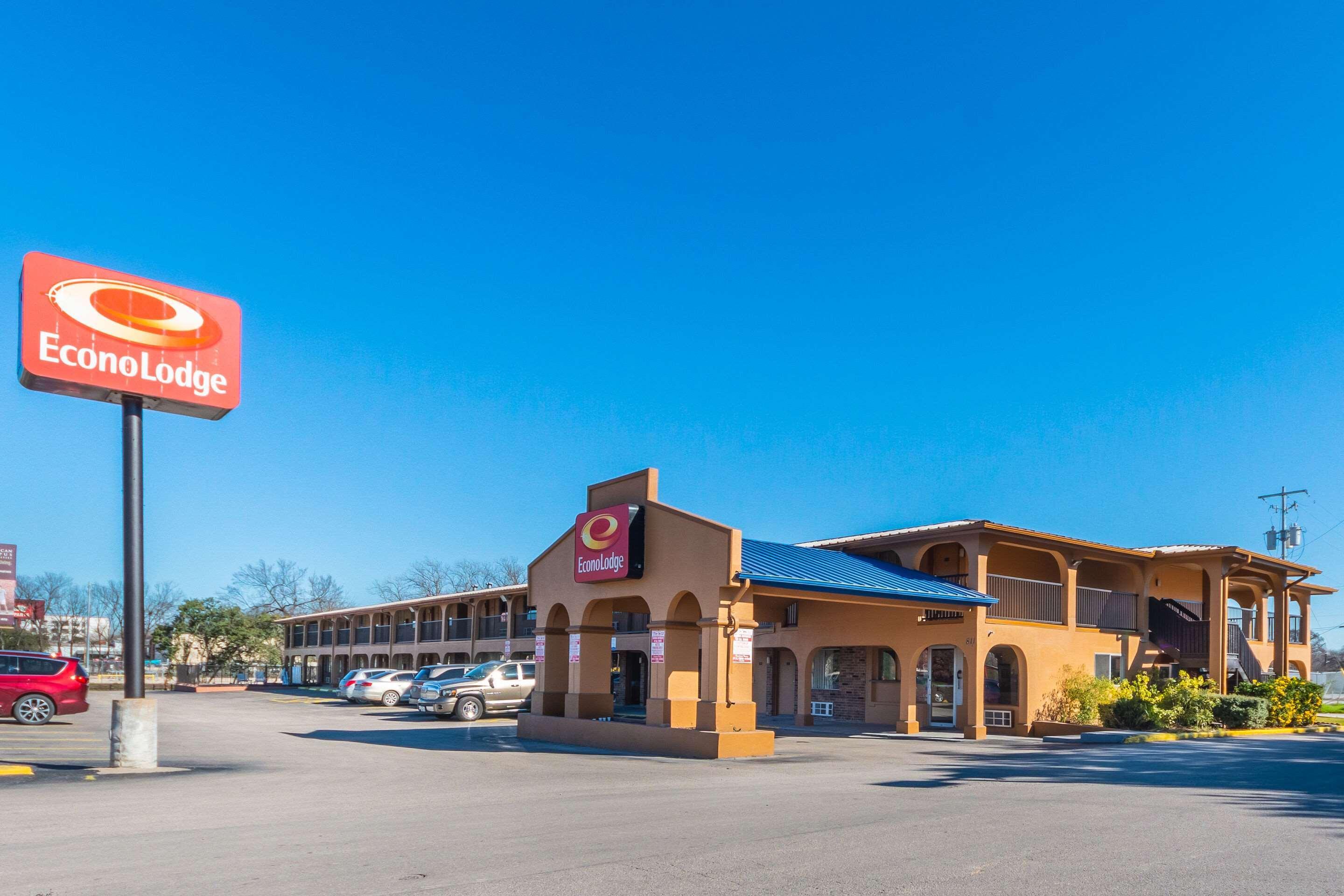 Econo Lodge San Marcos University Area Exterior foto