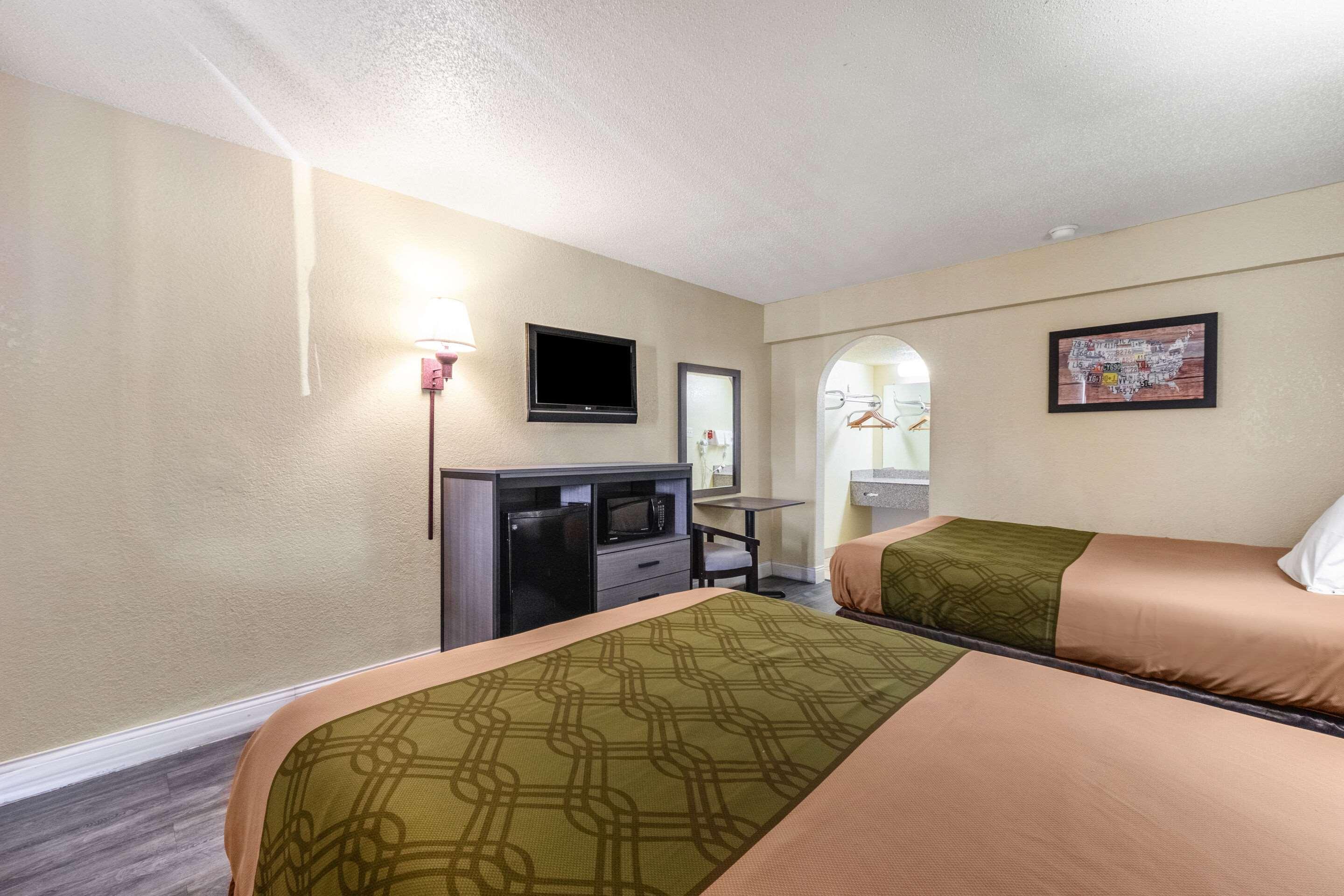 Econo Lodge San Marcos University Area Exterior foto