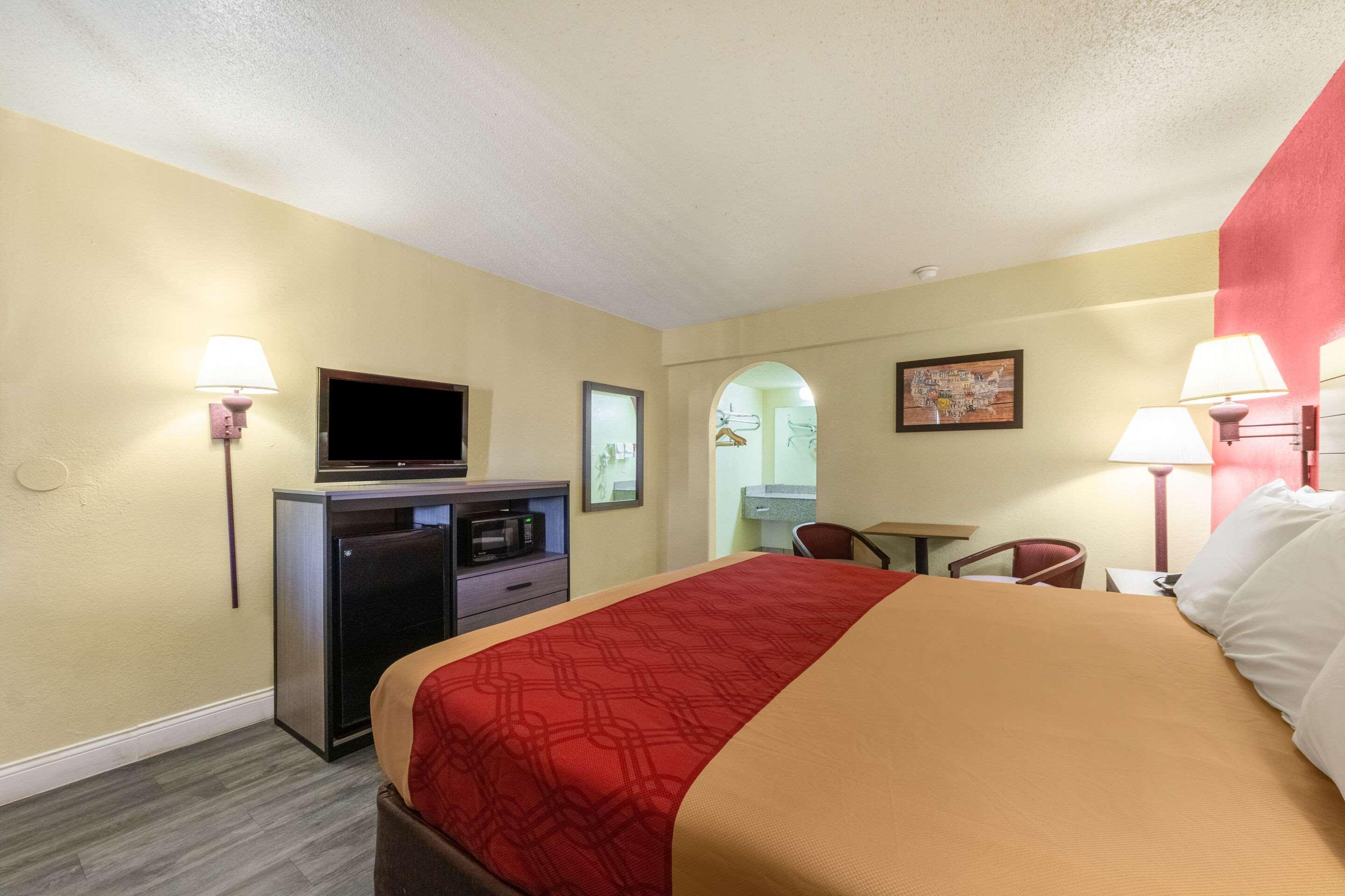 Econo Lodge San Marcos University Area Exterior foto